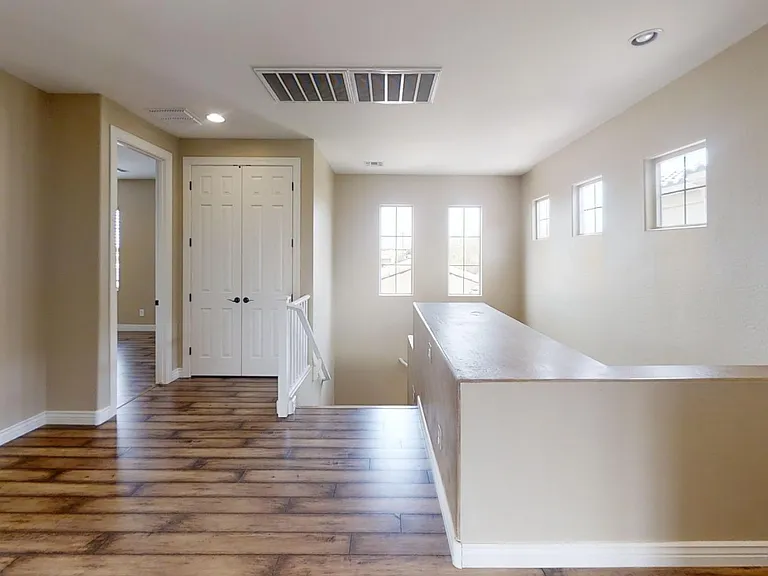 2267 E Tomahawk Dr — Photo 16