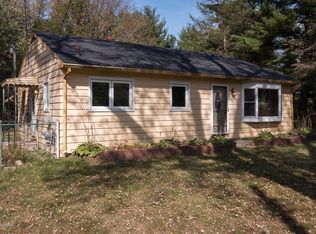 2521 Corlot St, Kalamazoo, MI 49004