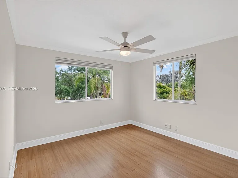 1115 Camellia Cir — Photo 26