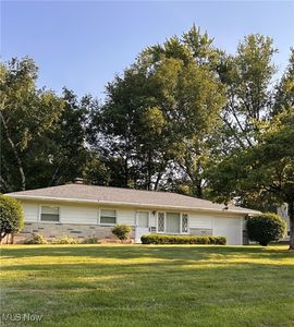4511 Warwick Dr N, Canfield, OH, 44406