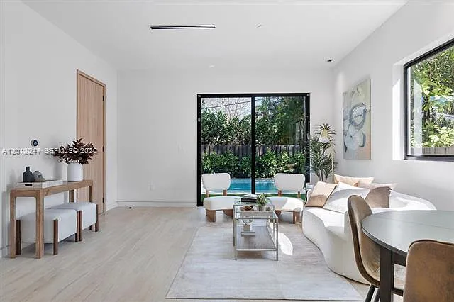4715 NE Miami Ave #2 — Photo 9