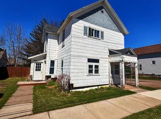 1015 6th St W, Ashland, WI 54806