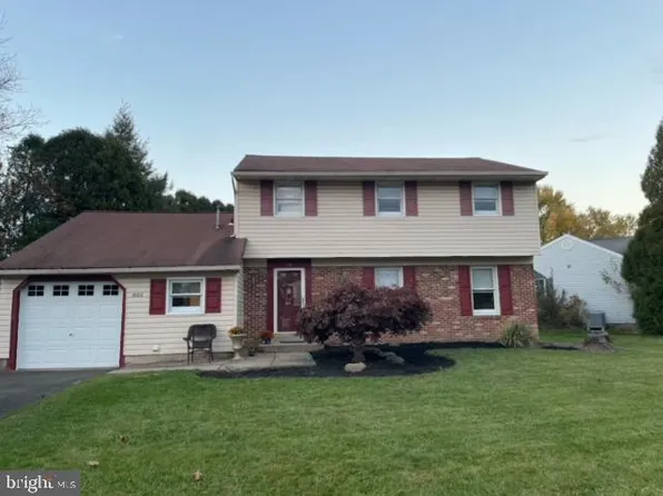 801 Fairfield Dr, Warminster, PA 18974
