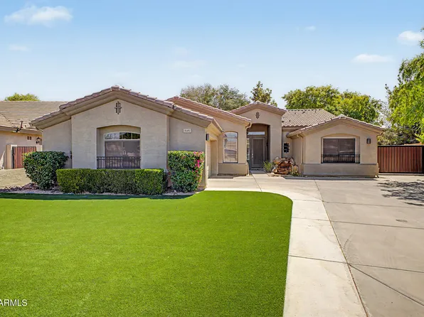 545 S LEMON Court, Gilbert, AZ 85296