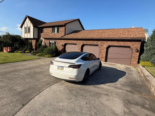 421 Campbell St, Scranton, PA 18505
