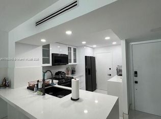 6855 Abbott Ave, Miami Beach, FL 33141
