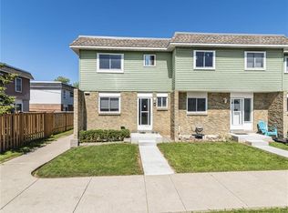 25 Bryna Ave #F, Hamilton, ON L9A4W9