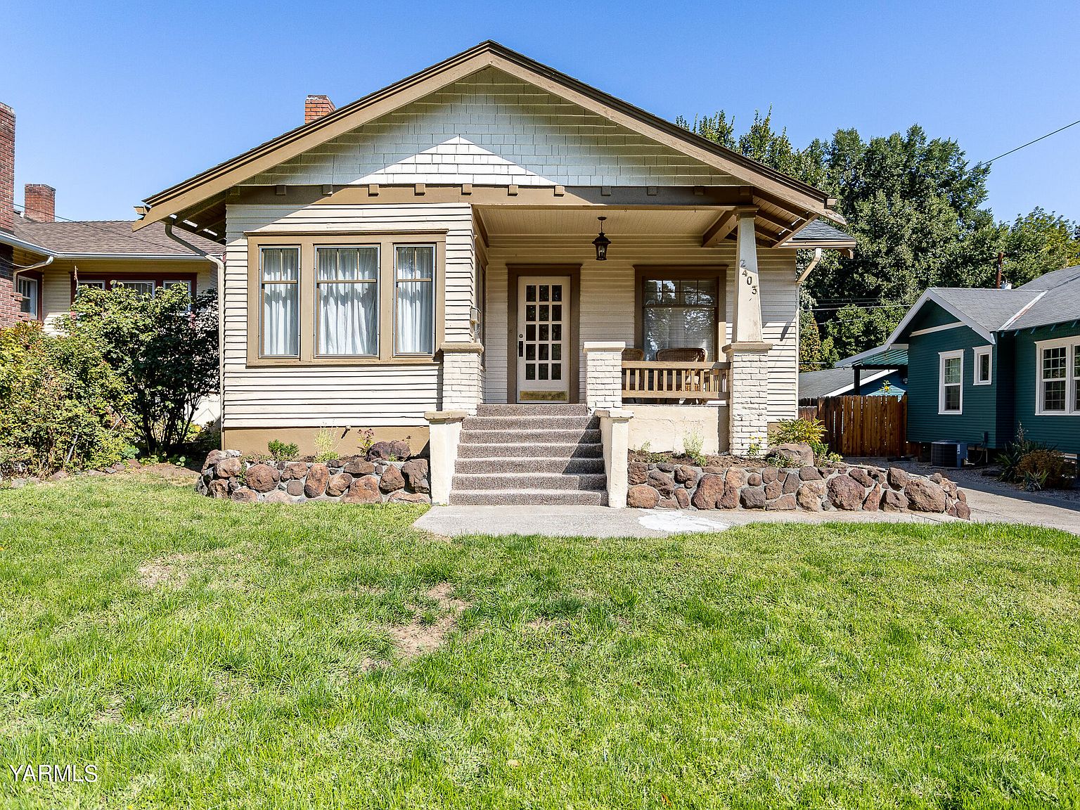 2403 W Chestnut Ave, Yakima, WA 98902 | Zillow