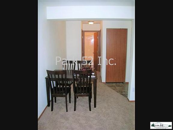 3rd image of 630 N Prospect St APT 14