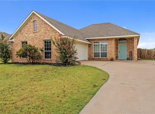 721 Sapphire Blvd, Hewitt, TX 76643