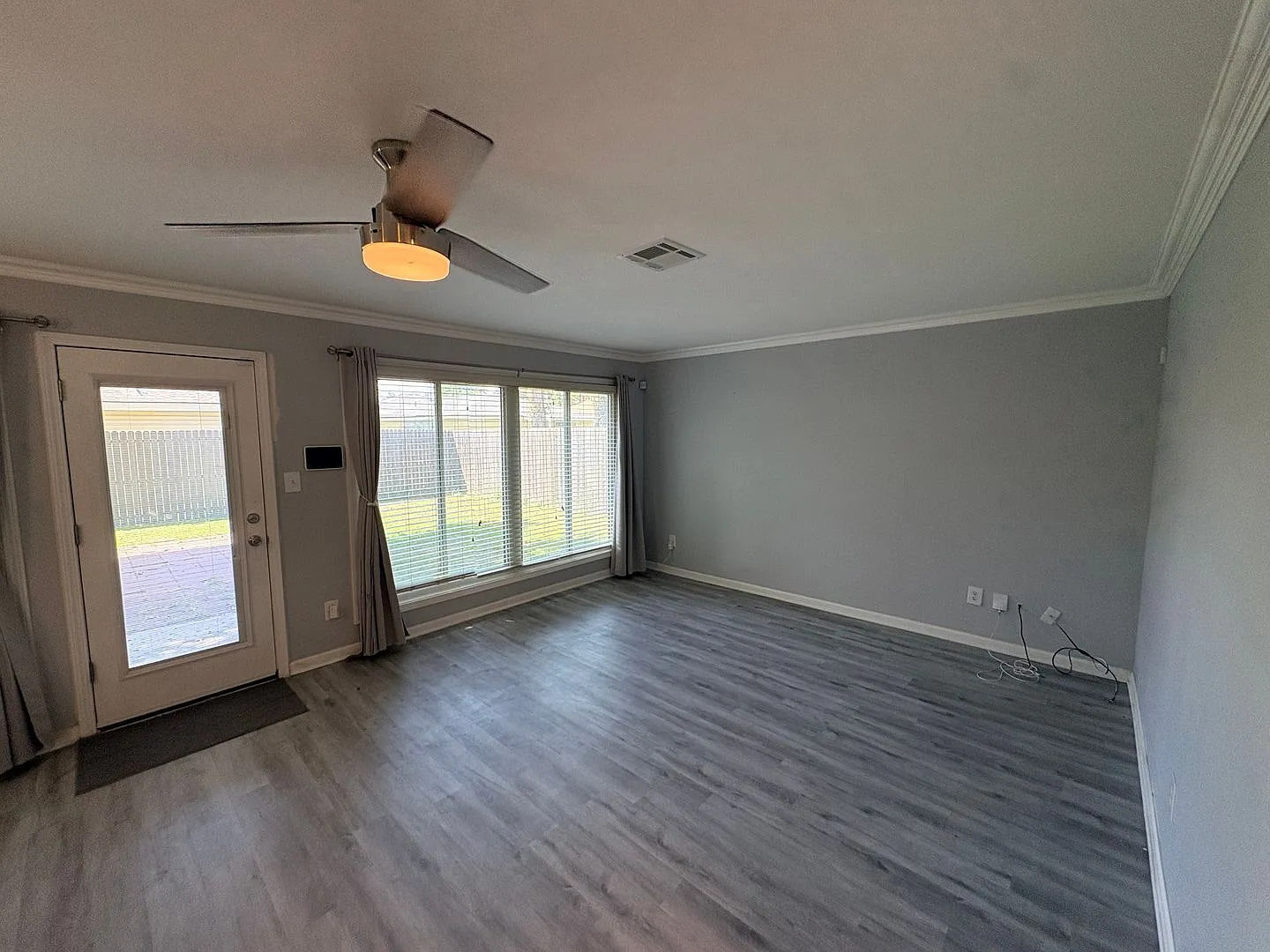 4044 W. Briarfield Street — Photo 3