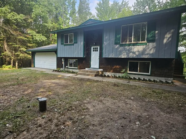 6076 N Windpudding Dr, Hazelhurst, WI 54531