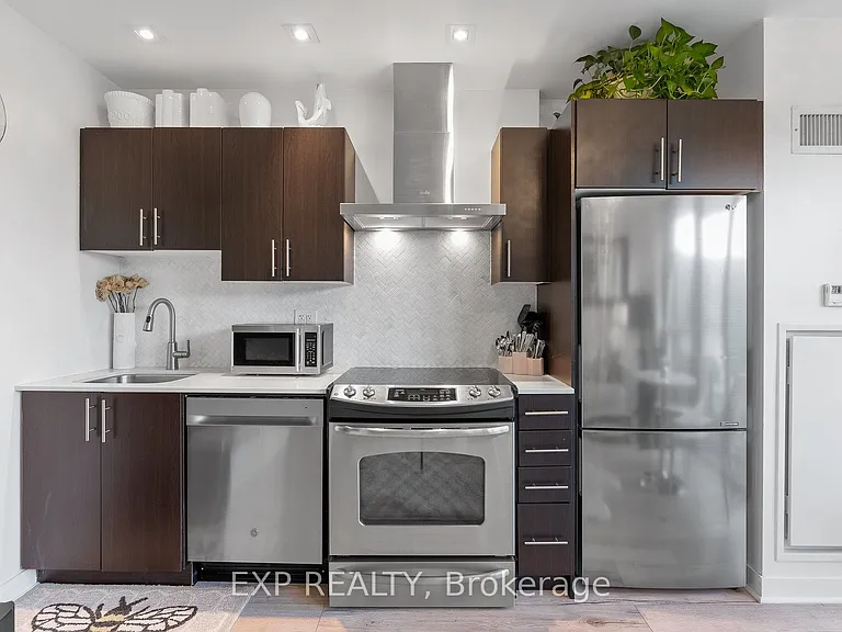 165 Legion Rd N #422 — Photo 5