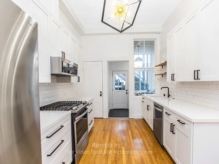1479 Guerrero St — Photo 12
