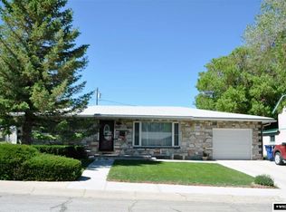 321 Ryan St, Rawlins, WY 82301