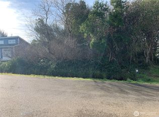 345 S Wynoochee Dr SW, Ocean Shores, WA 98569