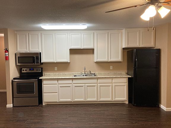 Kitchen features solid wood cabinets, and energy efficient appliances