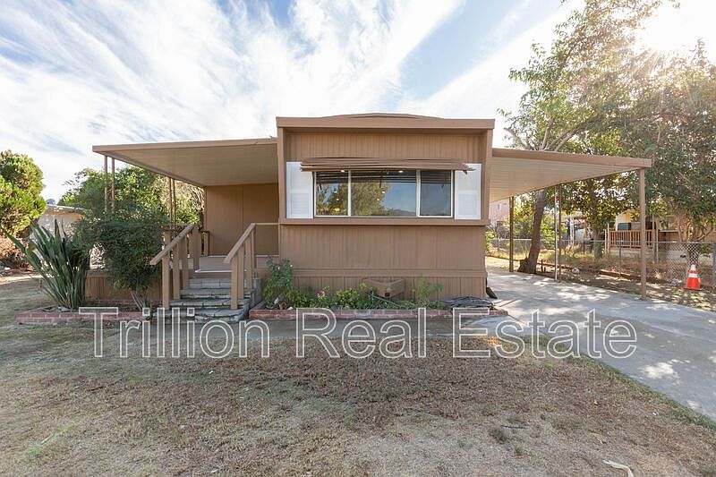 1st image of 44041 Thomas St