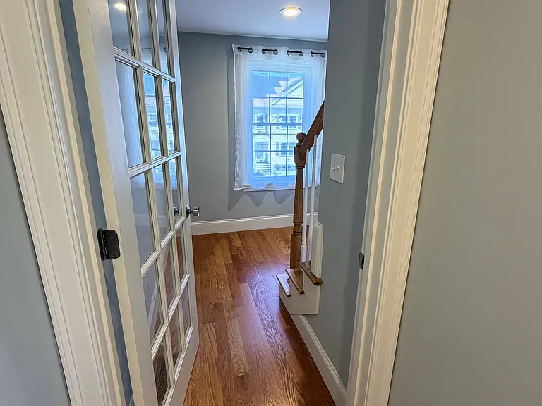 34 Mott St — Photo 15