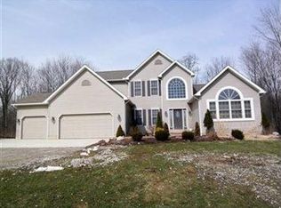 2919 Sleepy Hollow Rd, Brunswick, OH 44212