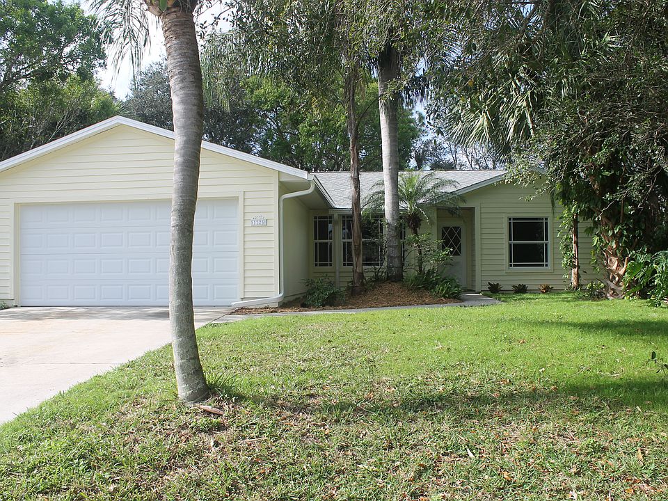 1st image of 1725 Lagoon Ln