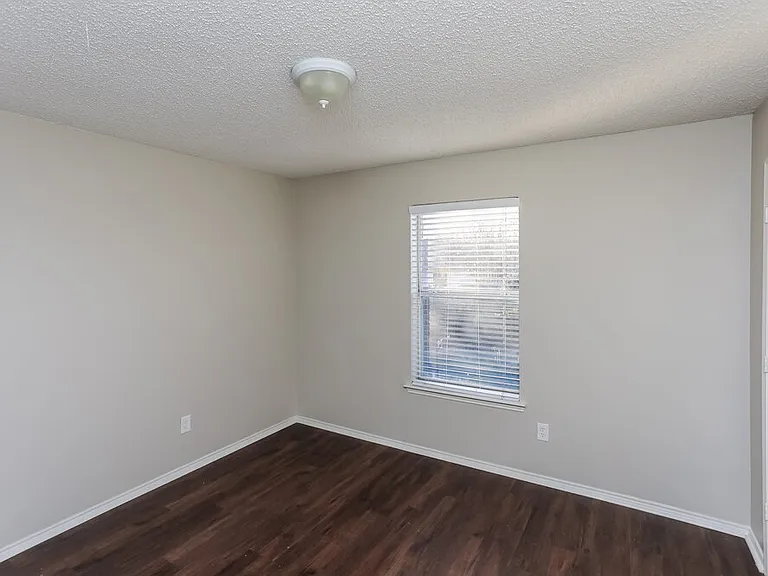 4220 Fernleaf Dr — Photo 14