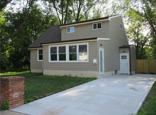 152 S Inman Ave, Avenel, NJ 07001