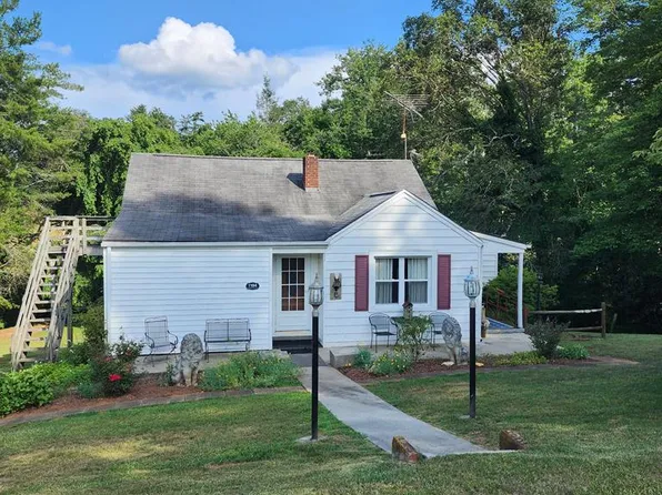 1184 Keno Rd, Fancy Gap, VA 24328