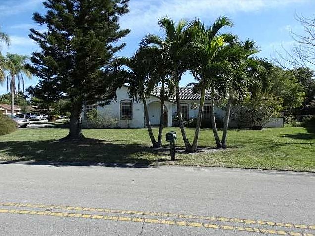 1st image of 11180 NW 41st St