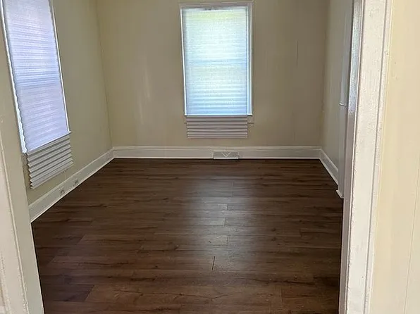 245 Tioga St, Trenton, NJ 08609