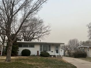 215 W Patterson Ave, Wichita, KS 67217