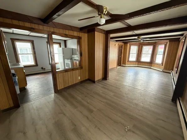 236 Knox St #1, Rumford, ME 04276