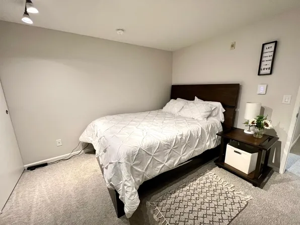 (undisclosed Address), Kenmore, WA 98028