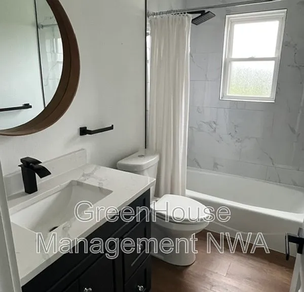 808 NW 11th St #808NW11TH — Photo 5