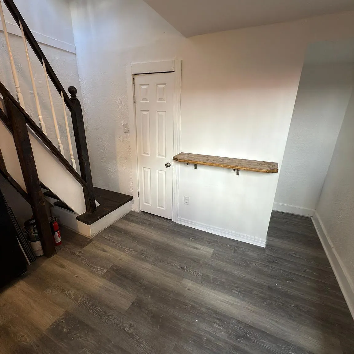 2 bed, 1.0 bath, 750 sqft, $1,200 — Photo 3