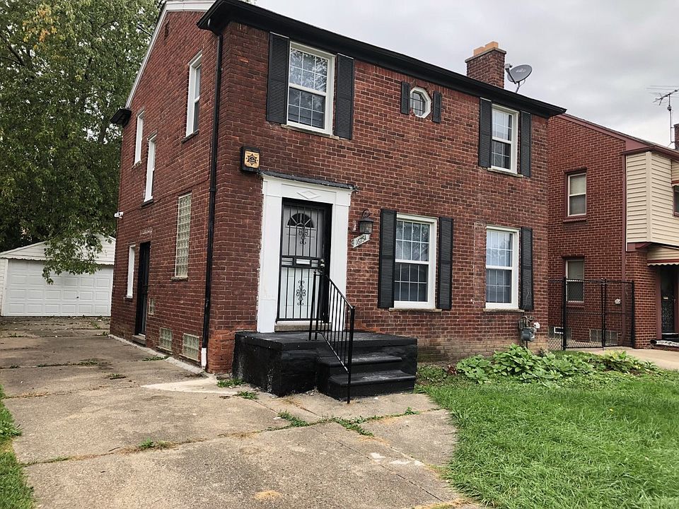 2nd image of 16751 Heyden St