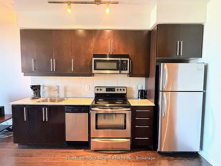 2885 Bayview Ave #715 — Photo 7