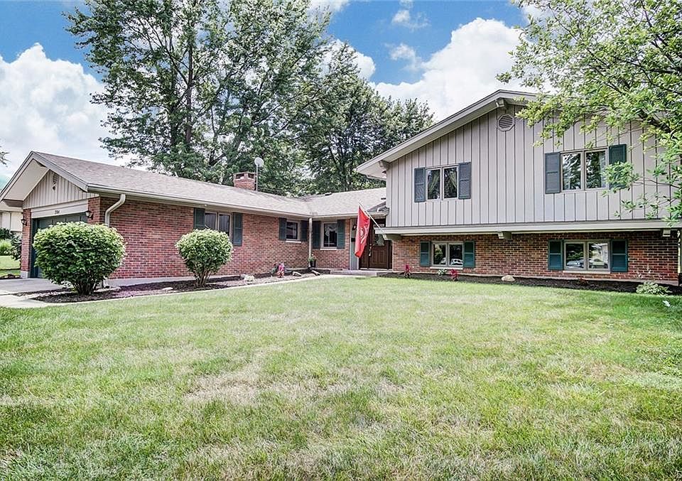 1st image of 204 S Hill Ct