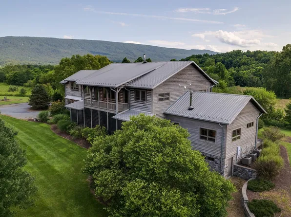 500 Log Cabin Ln, New Market, VA 22844