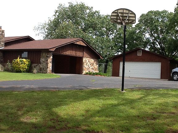Extra double garage/shop