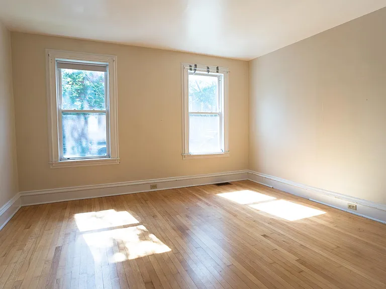 118 N Union St #1 — Photo 8