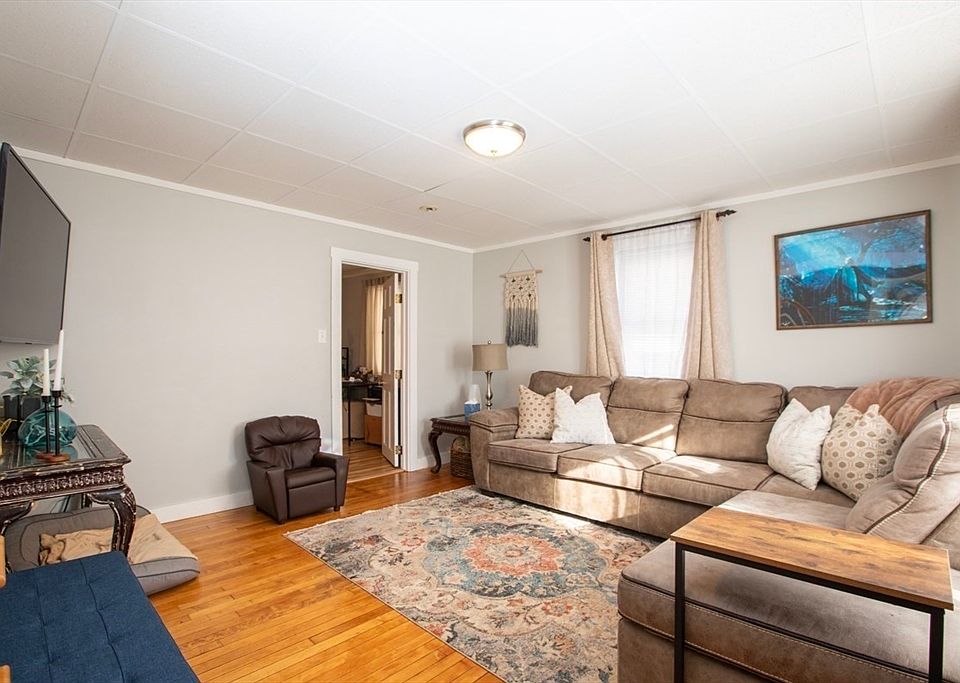 185 Mott St, Fall River, MA 02721 Zillow