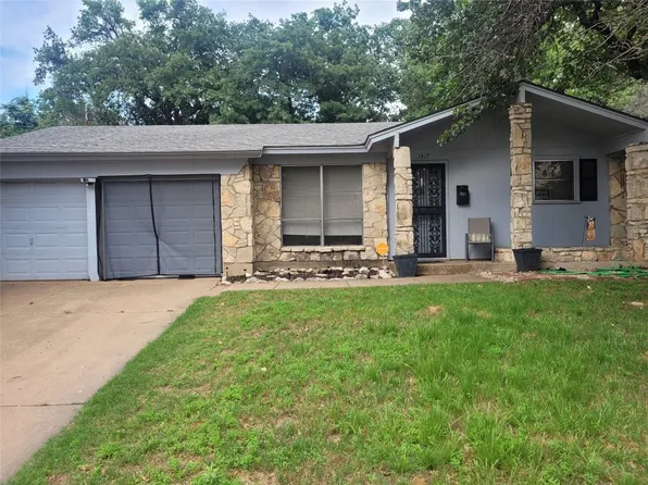 1417 Muse St, Fort Worth, TX 76112