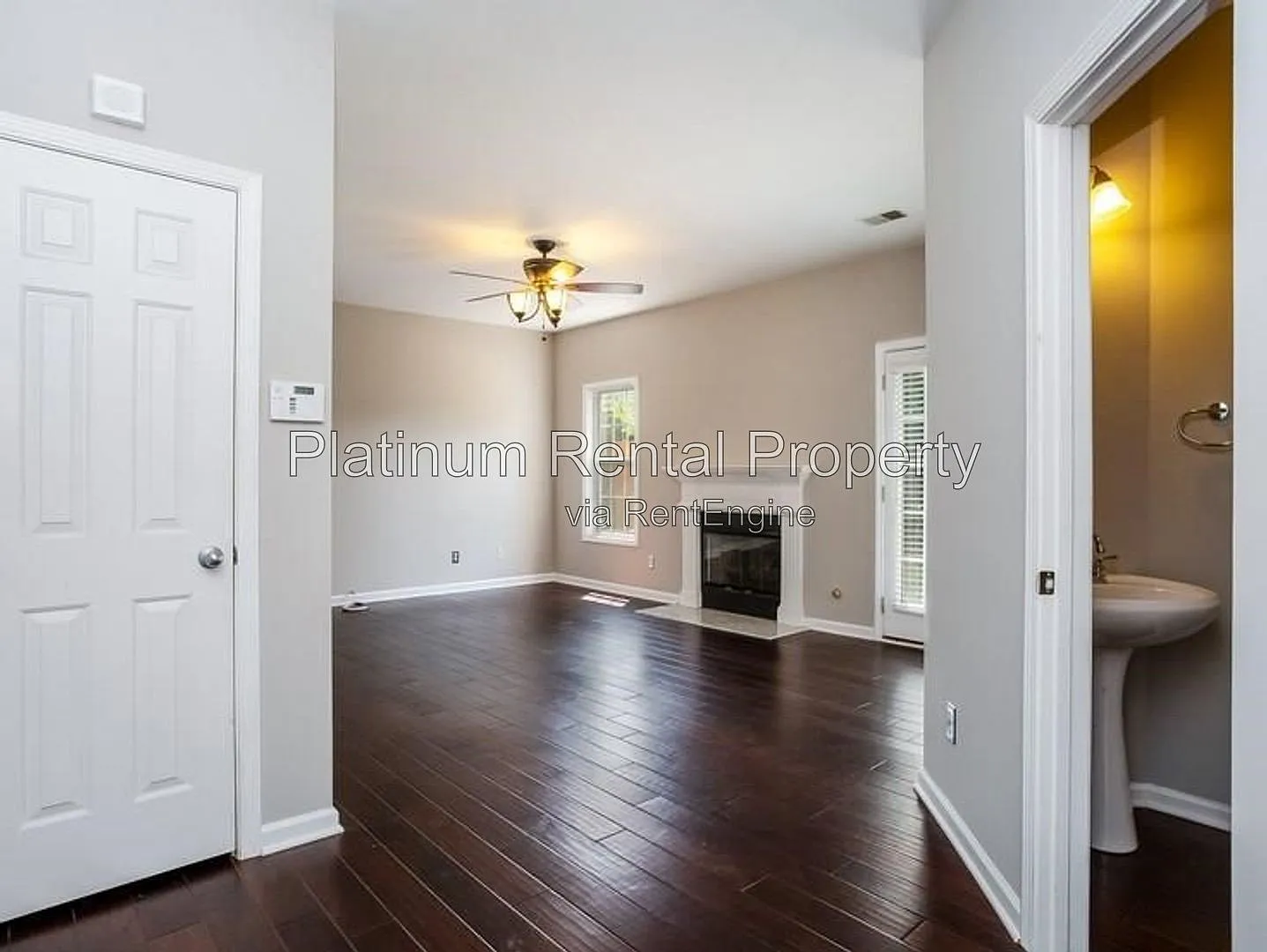 3 bed, 2.5 bath, 1890 sqft, $2,499 — Photo 3