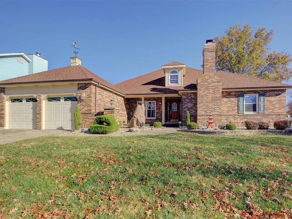 1st image of 2619 Storm Lake Dr