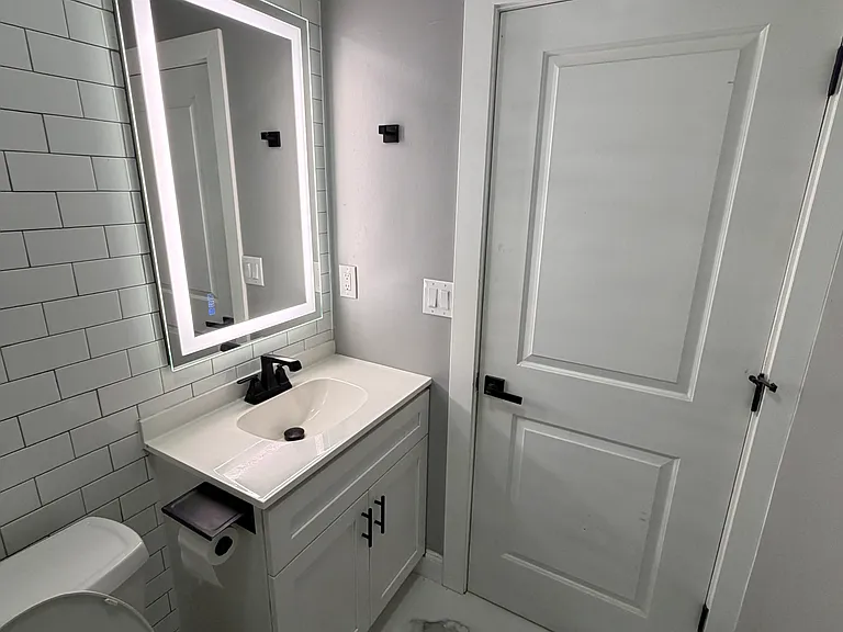 2738 Allegheny Ave — Photo 6