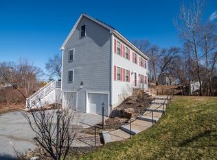 20 Devonshire St, Lawrence, MA 01843