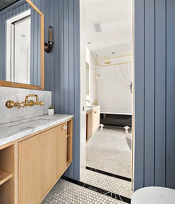 Sold by Compass | media 8