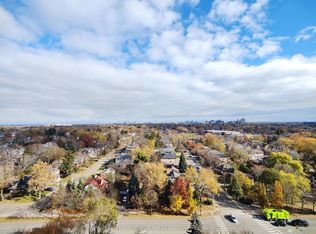 28 Empress Ave #1910, Toronto, ON M2N 6Z7