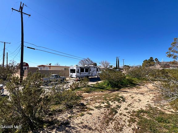 5th image of Susan Ave